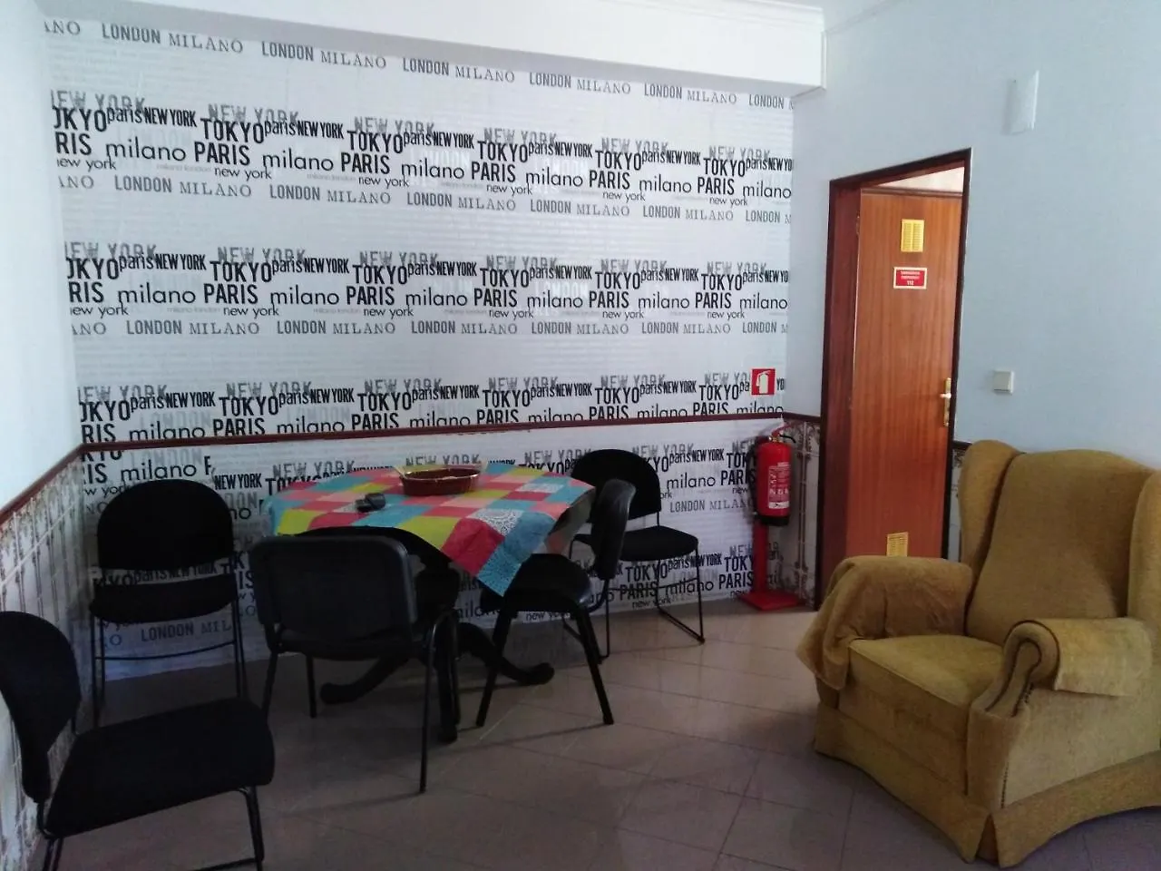 Beatriz Hostel Lisboa 0*,